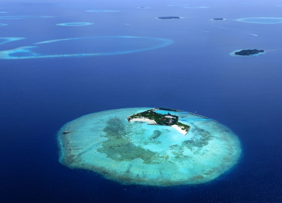 insel malediven 900x647 - Malediven Gewinnspiel: die schönsten Karibik Bilder