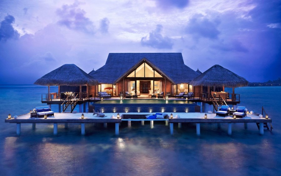 malediven am wasser hütte hotel 900x563 - Malediven Gewinnspiel: die schönsten Karibik Bilder